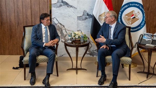 اجتماع وزير البترول
