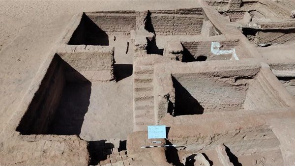 آثار 